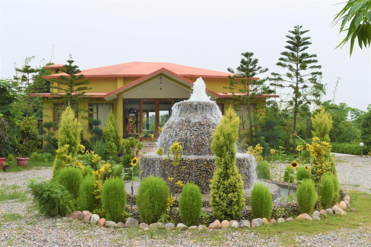 Aura Corbett Resort Corbett National Park Bagian luar foto