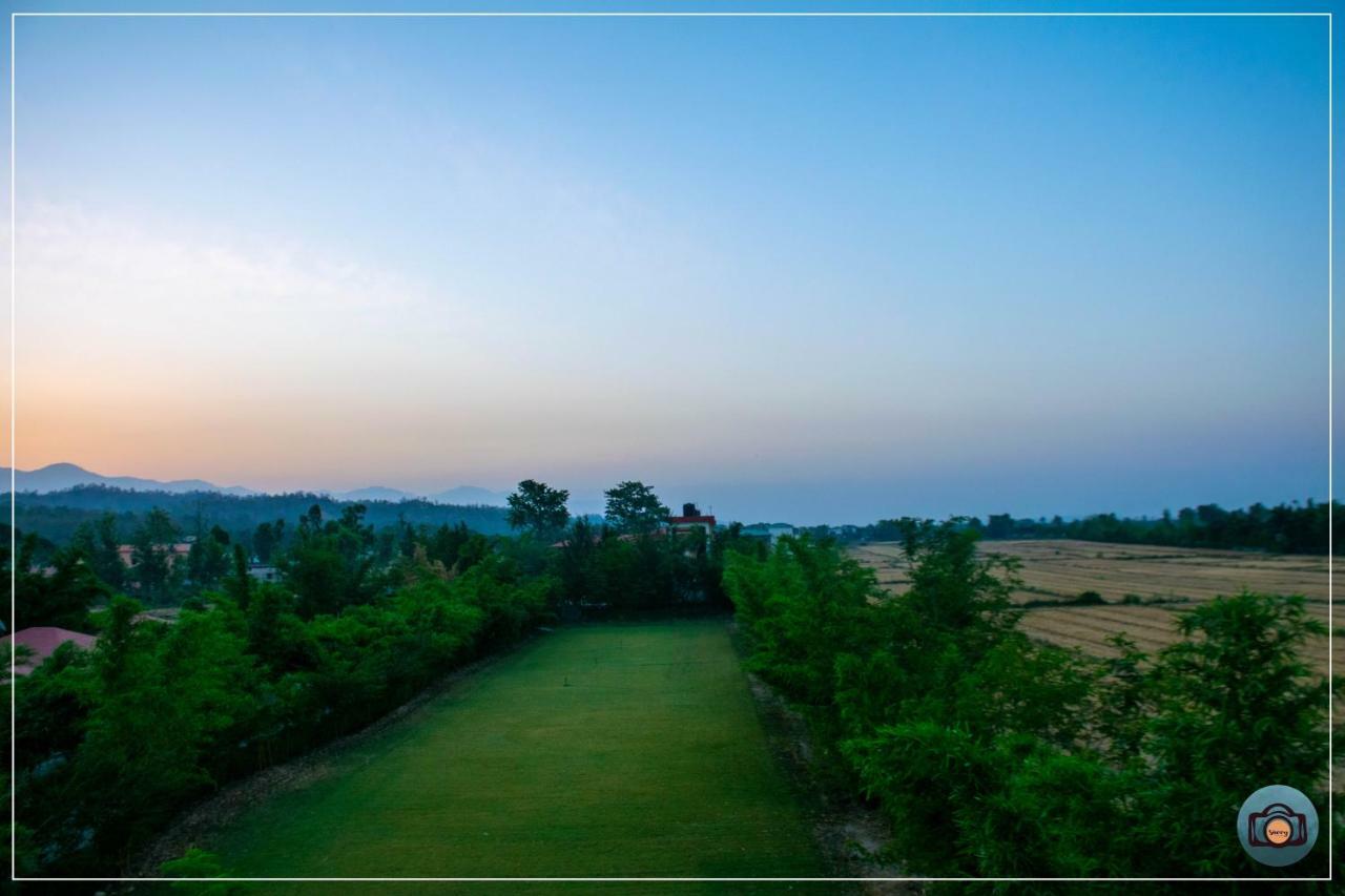 Aura Corbett Resort Corbett National Park Bagian luar foto