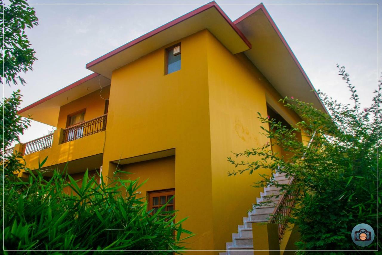 Aura Corbett Resort Corbett National Park Bagian luar foto
