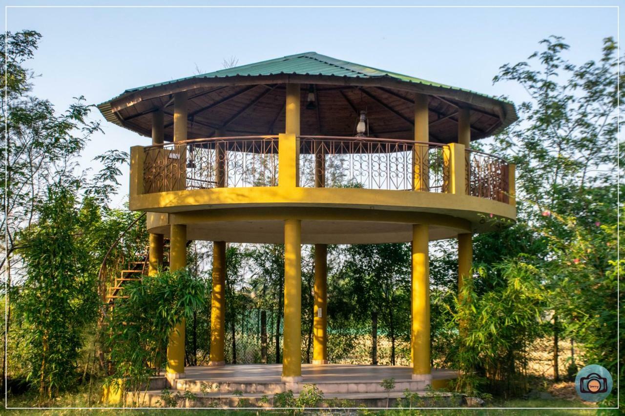 Aura Corbett Resort Corbett National Park Bagian luar foto