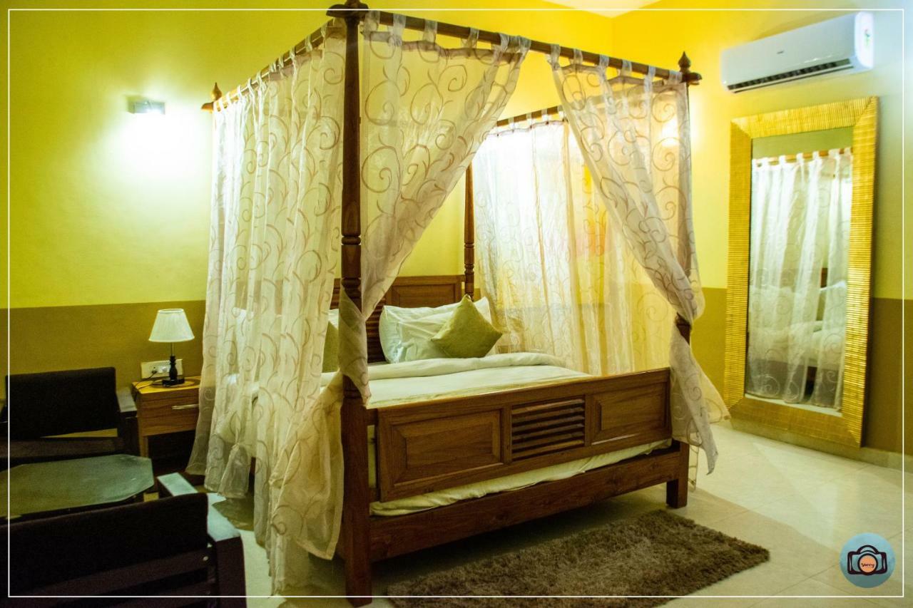 Aura Corbett Resort Corbett National Park Bagian luar foto
