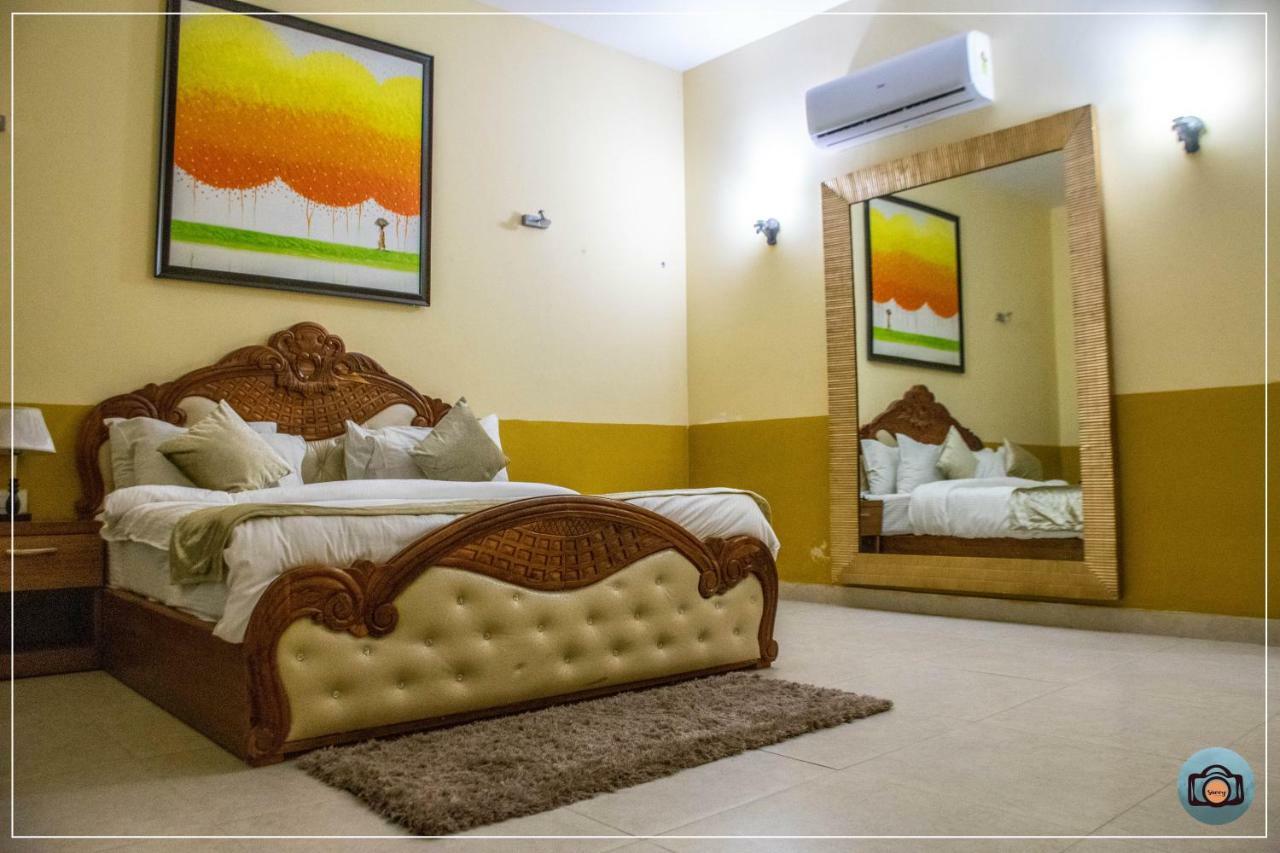 Aura Corbett Resort Corbett National Park Bagian luar foto