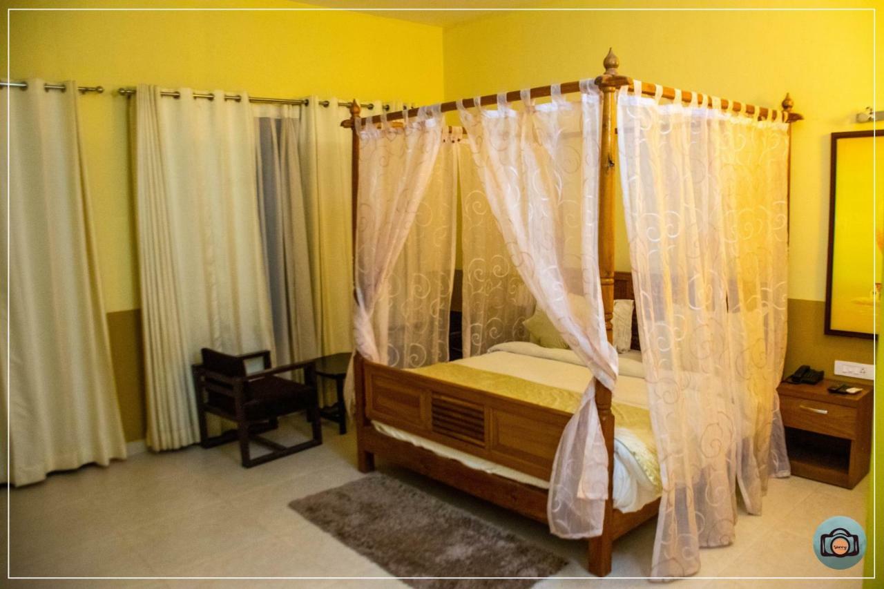 Aura Corbett Resort Corbett National Park Bagian luar foto